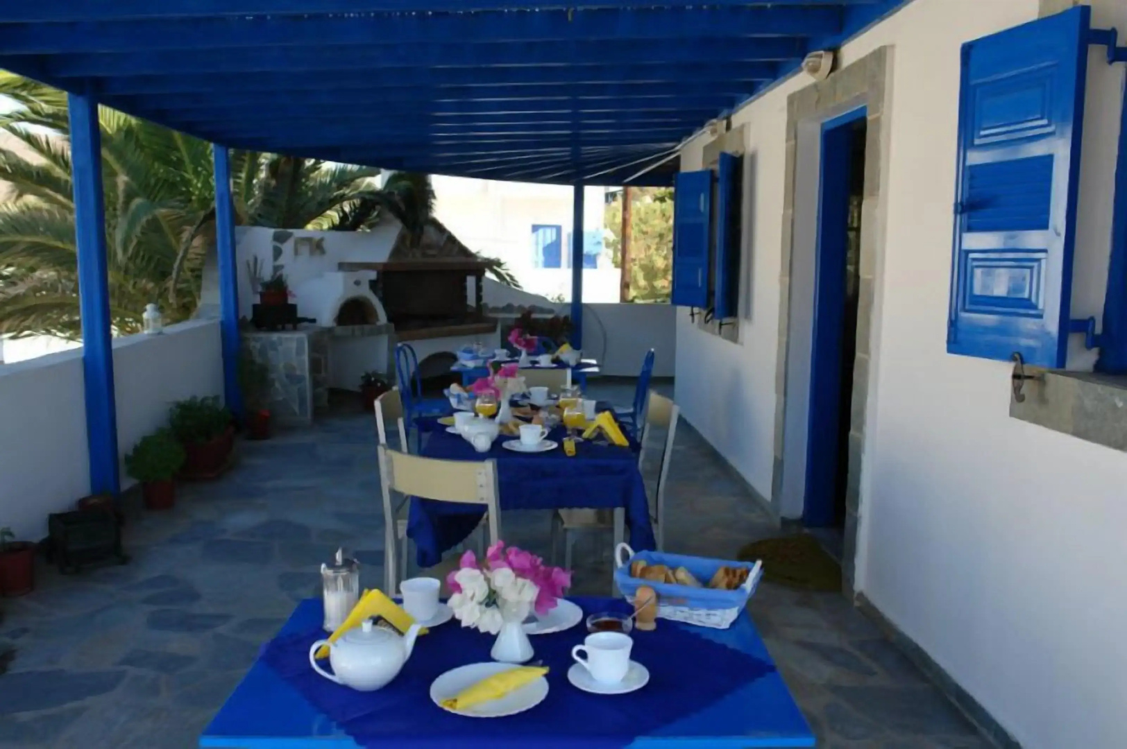 Karabo Hotel
