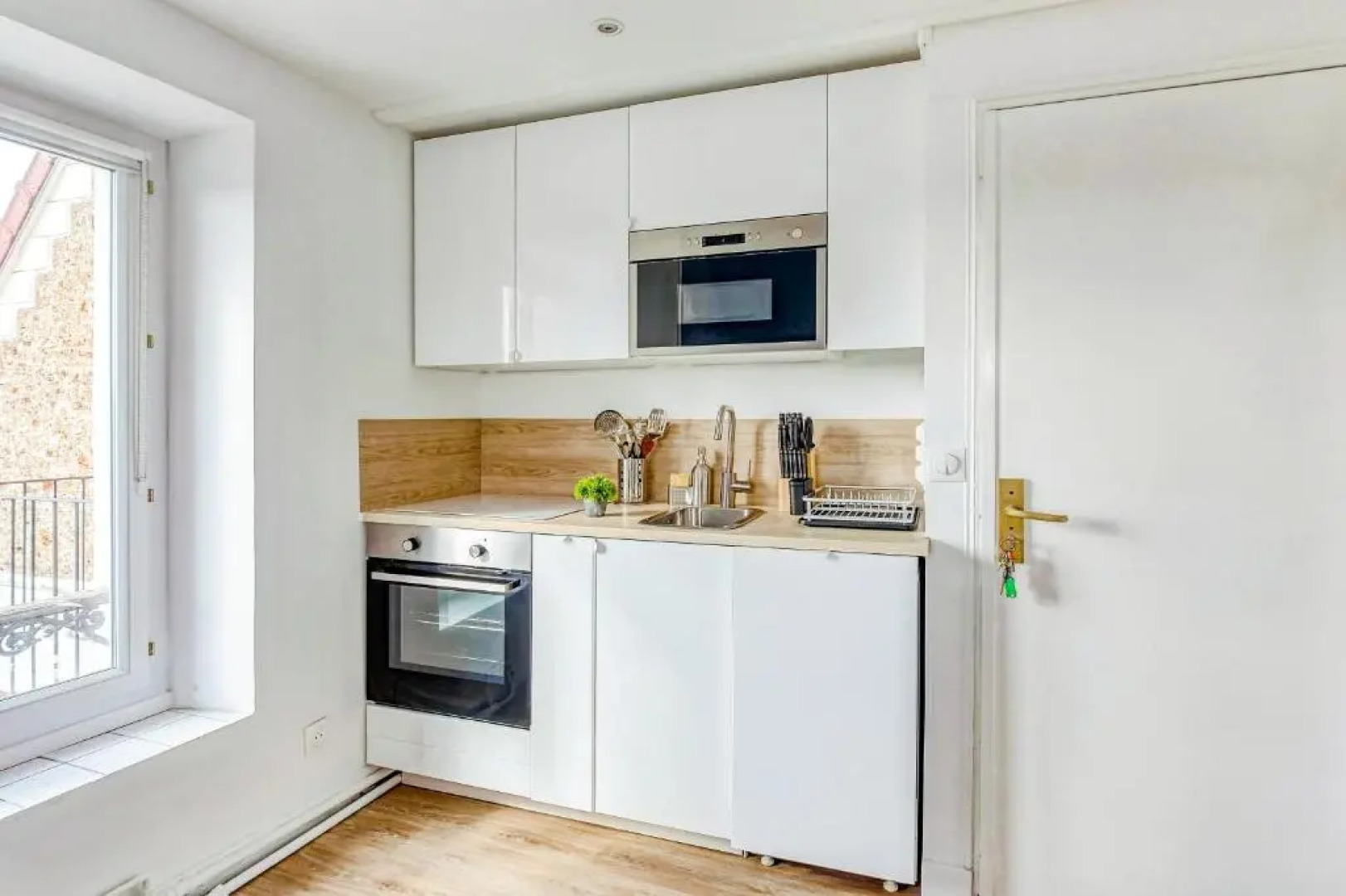 Escale pro & détente à 3 min de la gare - Parking - WIFI - PS4