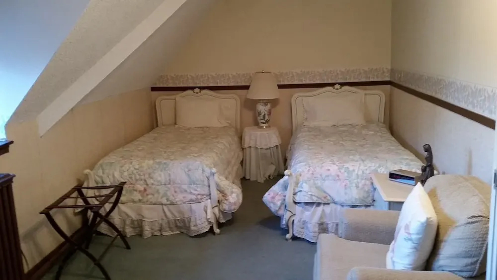 Victorian Inn Bed and Breakfast