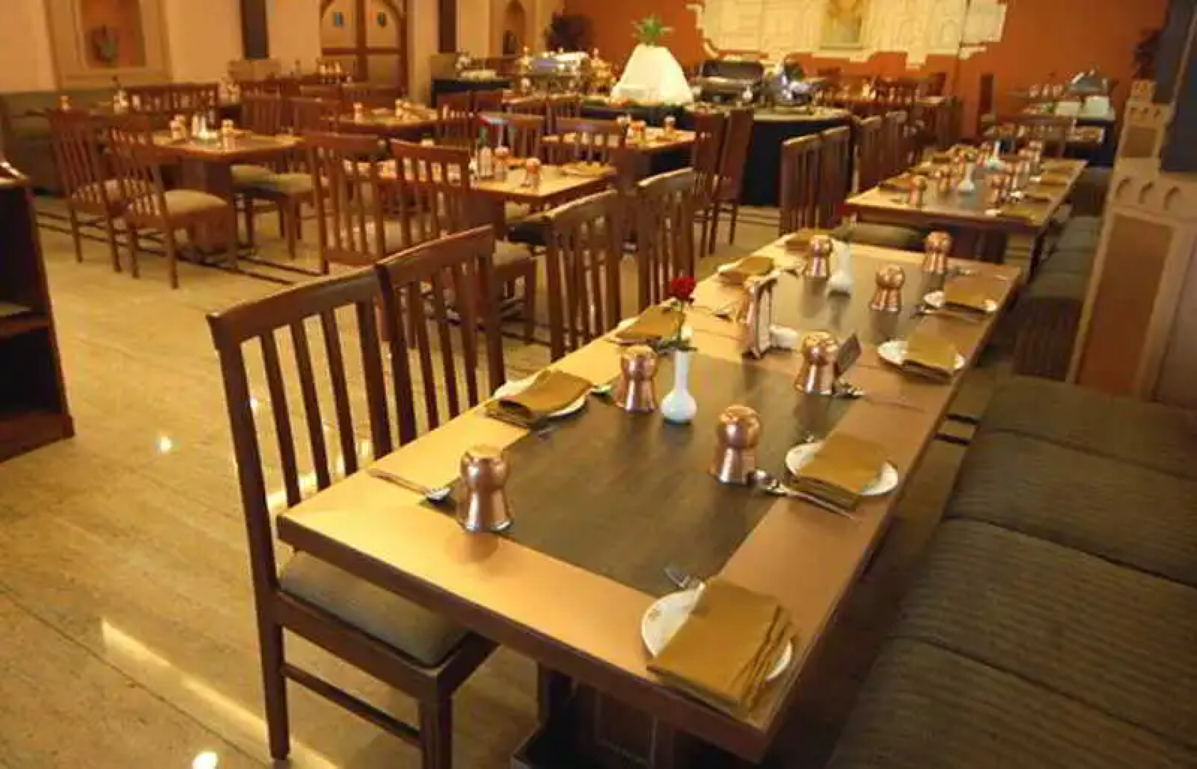 Hotel AJ International