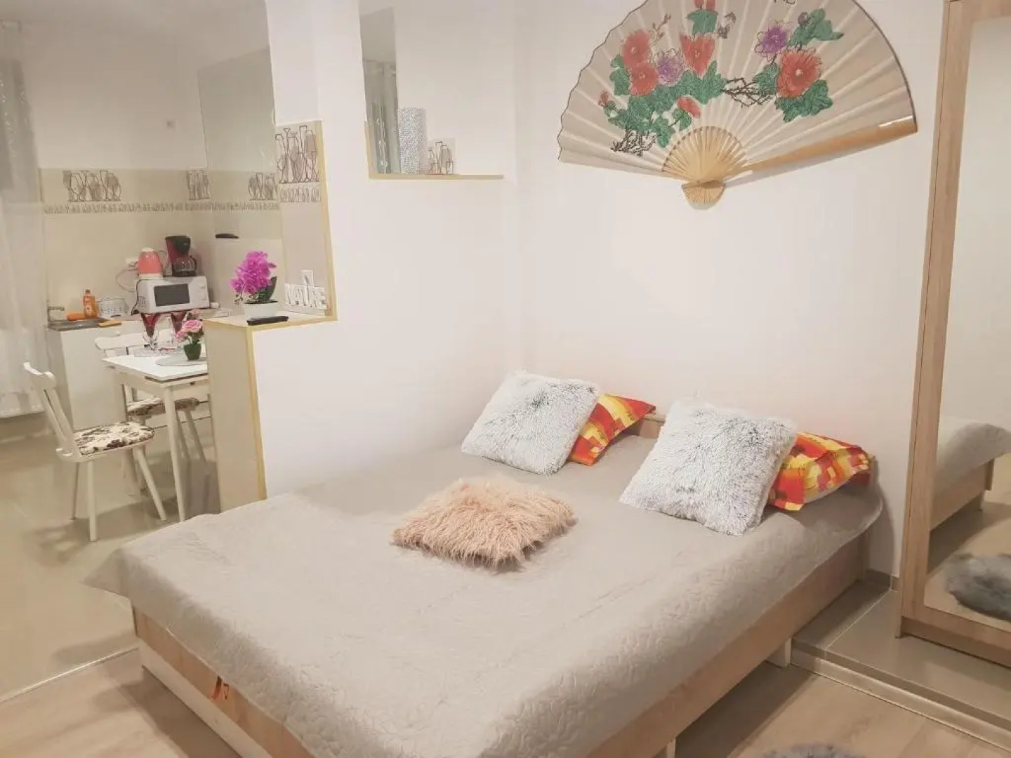 Georgiana Apartments