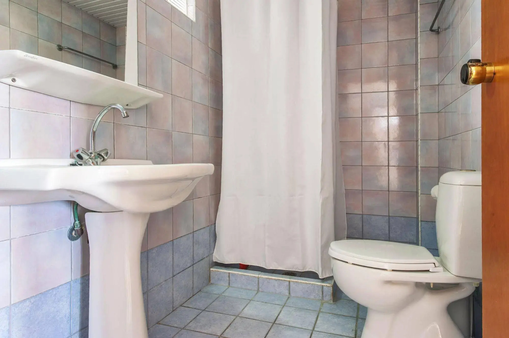 Nana Angela Apartments