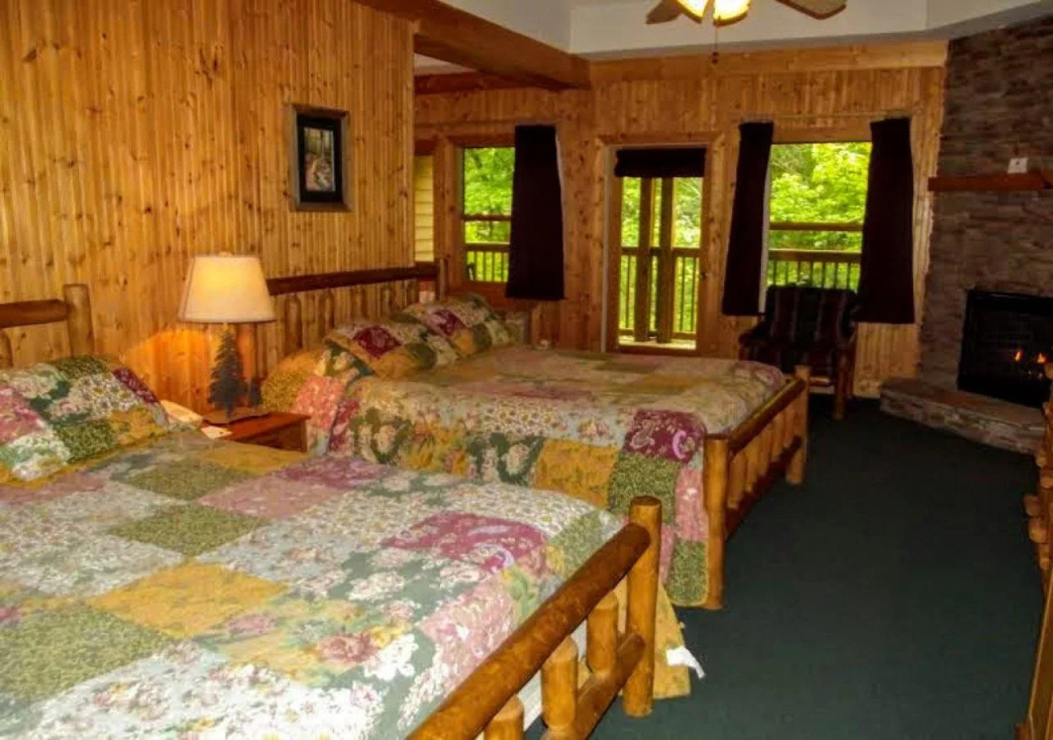 Mitchell's Lodge And Cottages