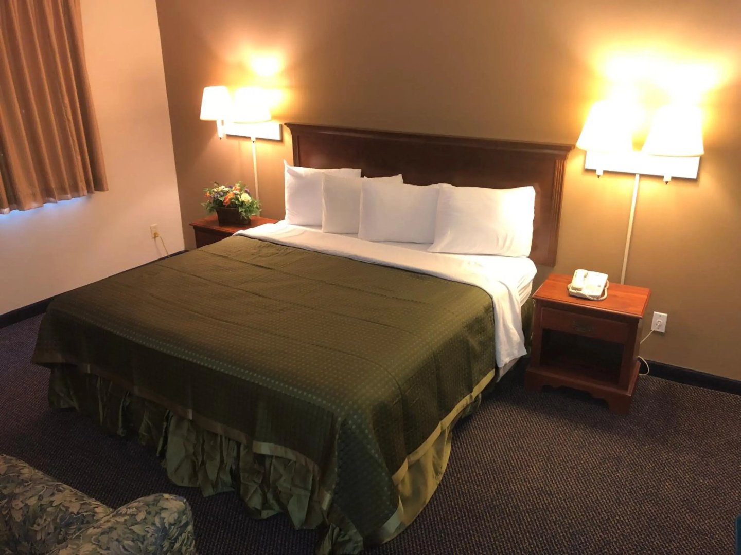 Econo Lodge Lake Mills