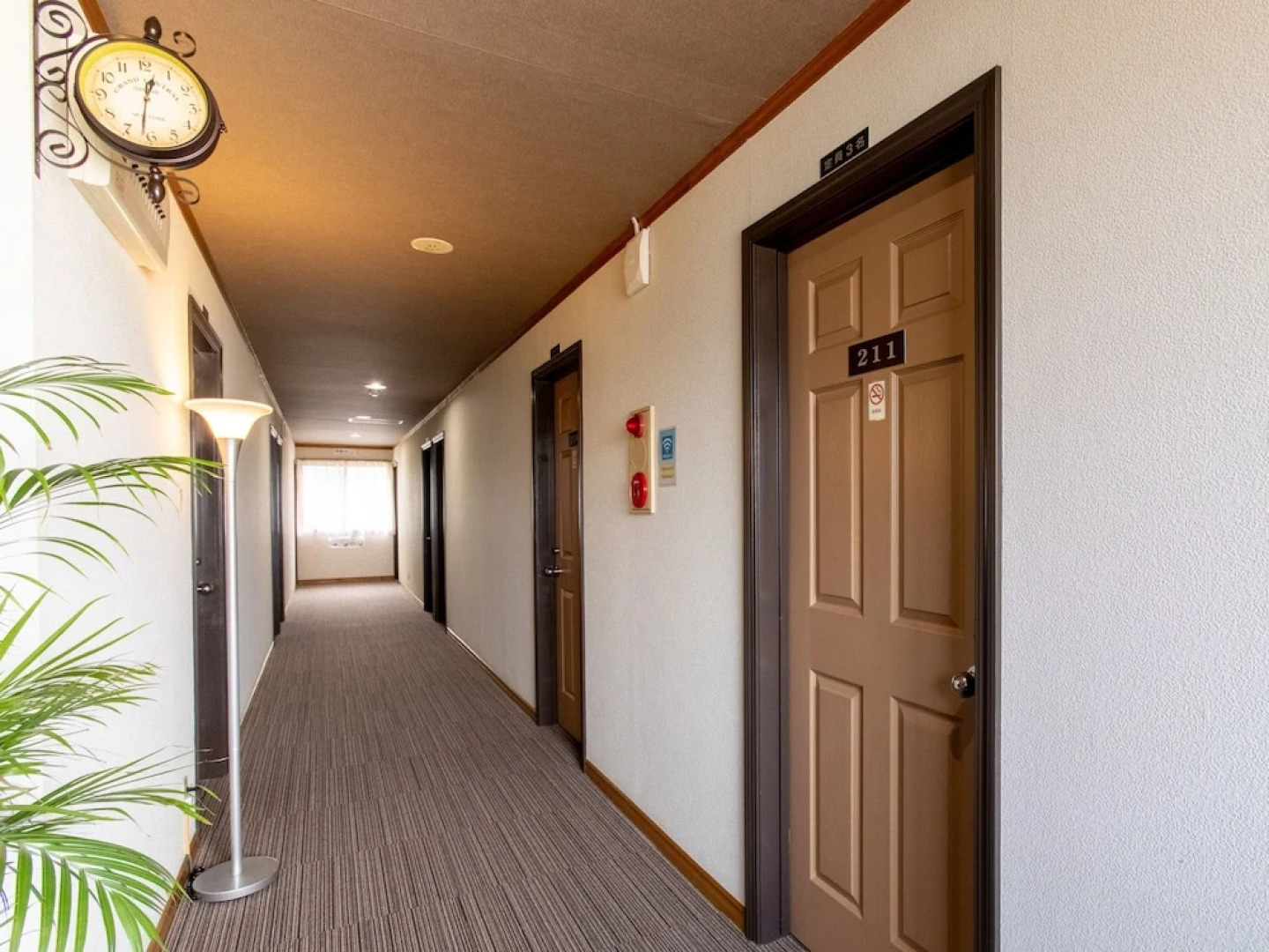 OYO Business Takahata Ekimae Hotel