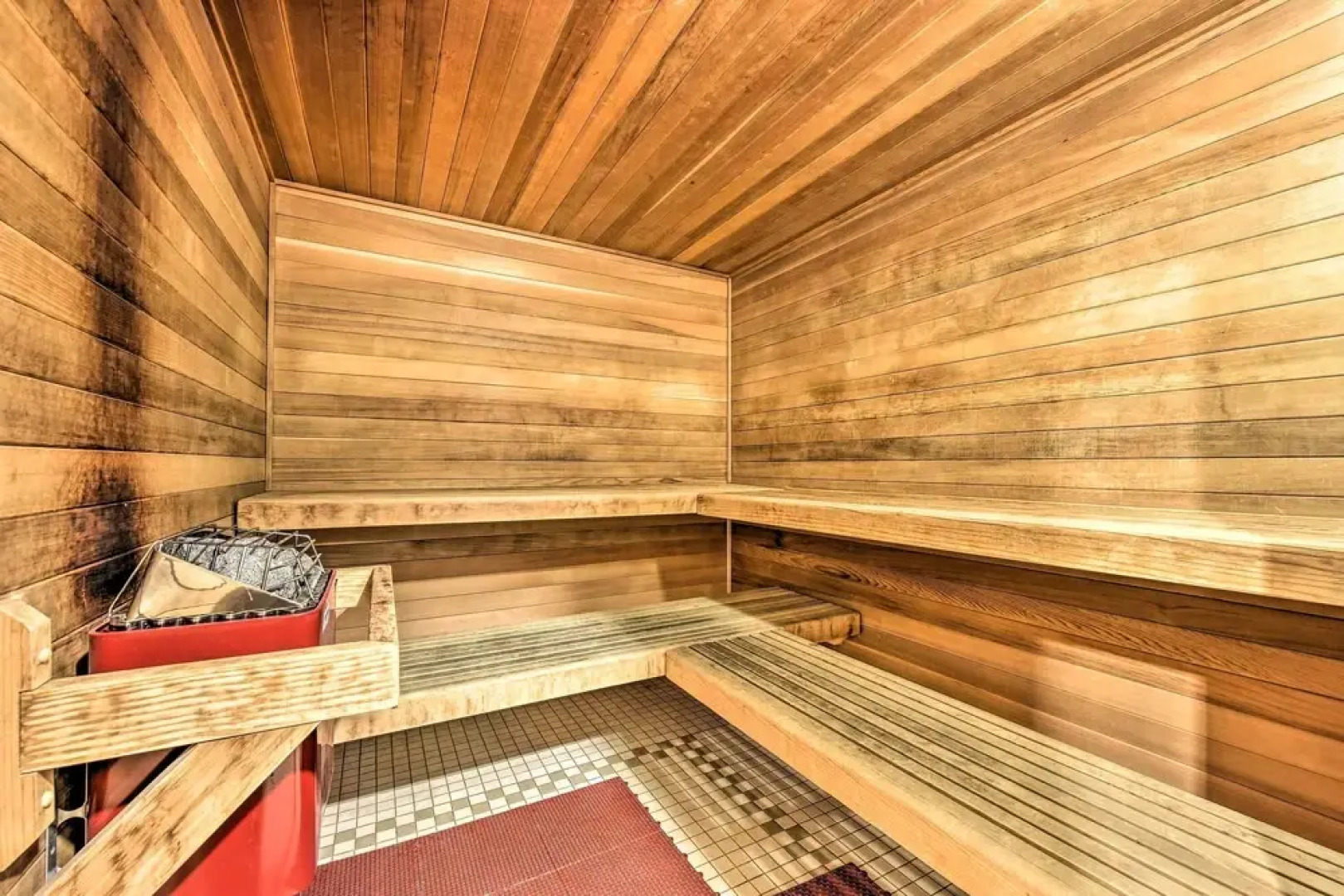 Ski-in/ Out Solitude Ski Village Condo w/ Hot Tub