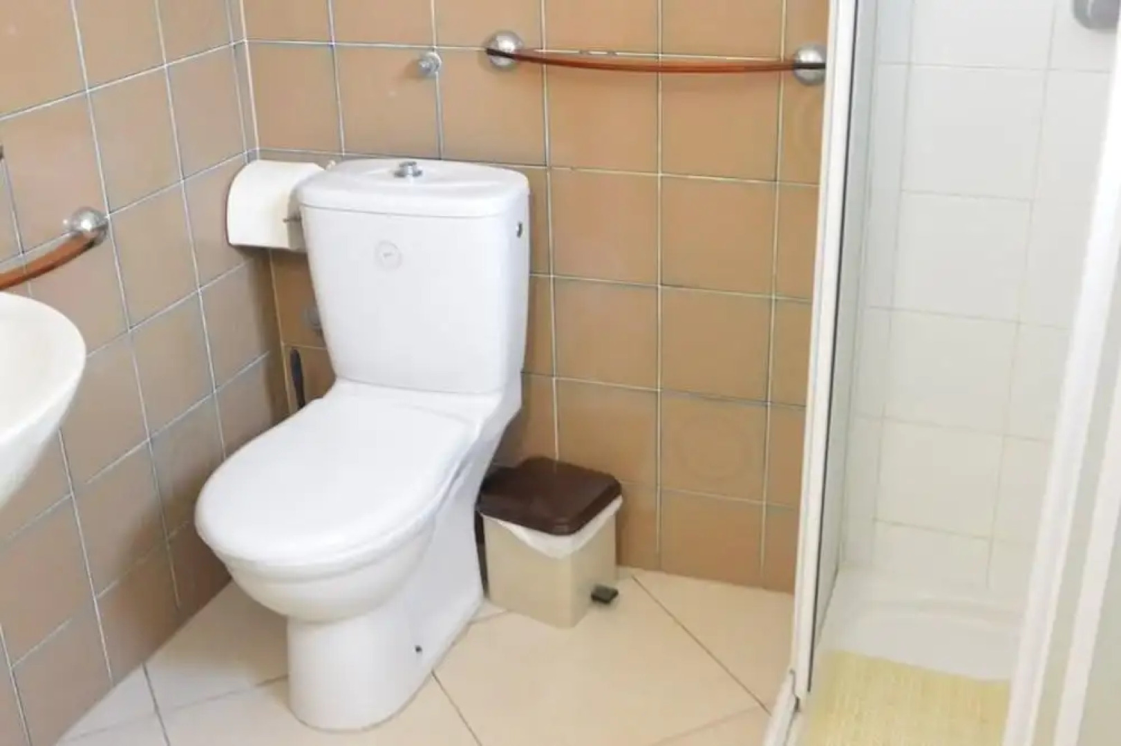 LAURA VILLA - FACING THE SEA - FAVONE Chalet 5