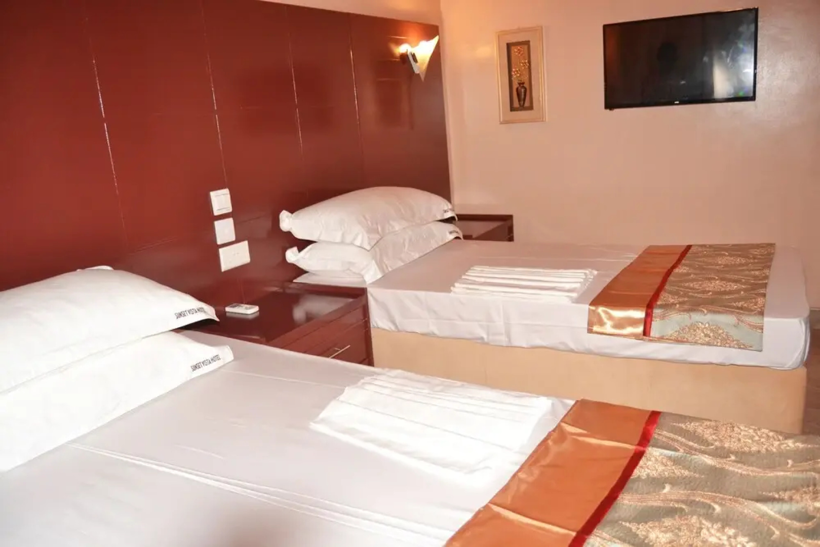 Sunset Vista Hotel