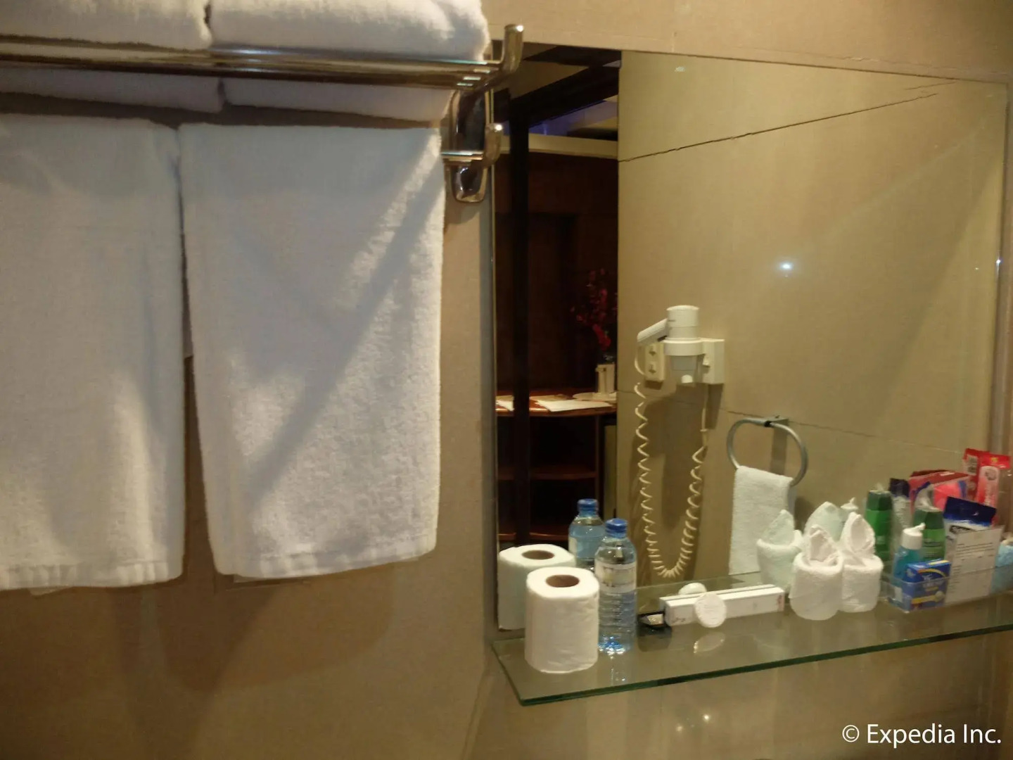 Fields Walking Street Hotel