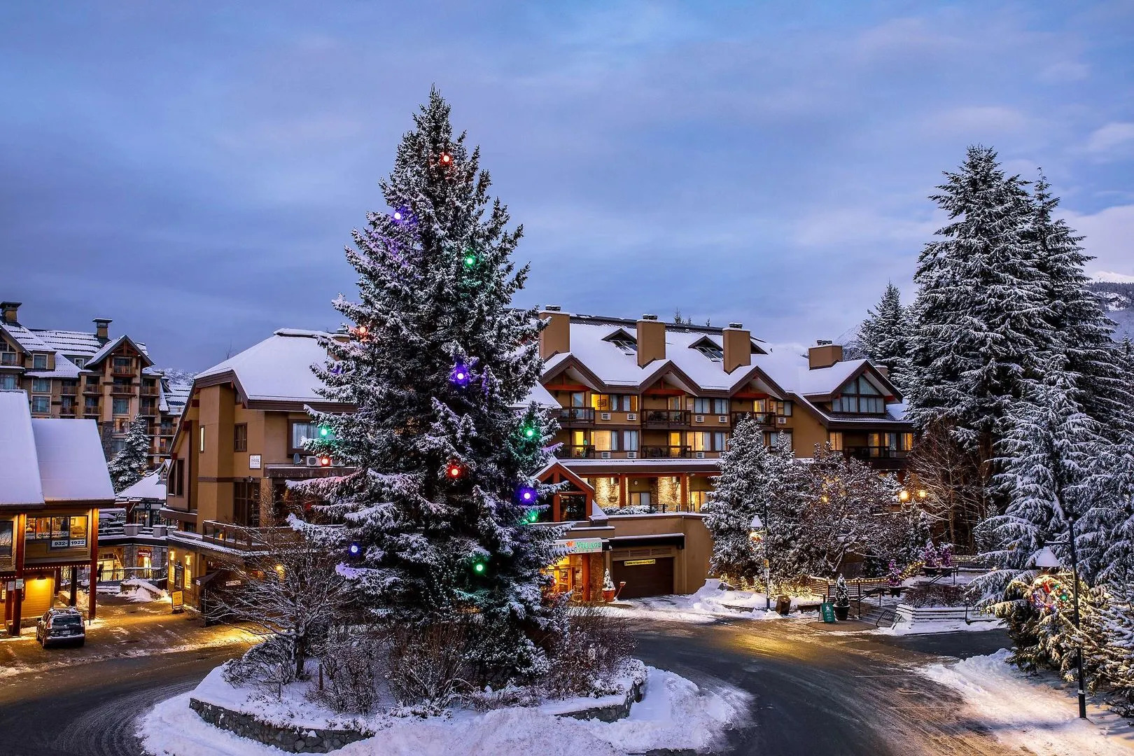 Whistler Village Inn And Suites