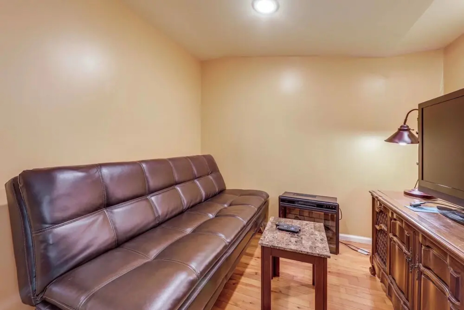 11 Mi to Oneida Lake: Spacious Apt in Verona!