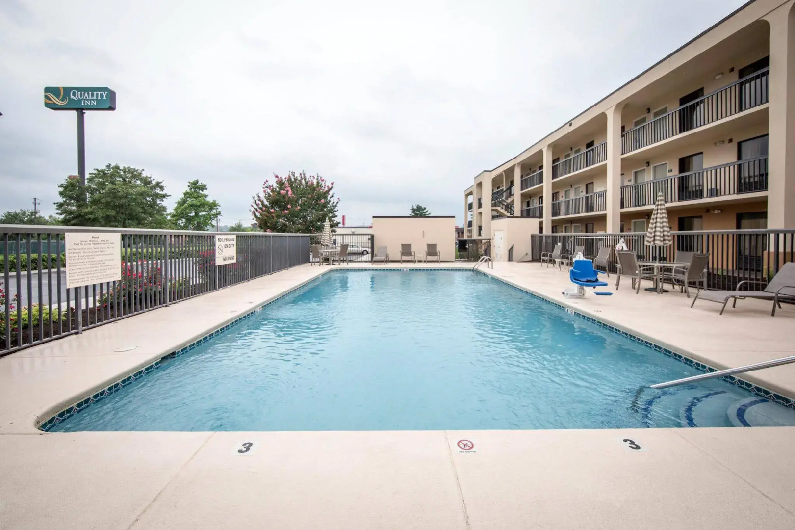 Quality Inn Merchants Drive