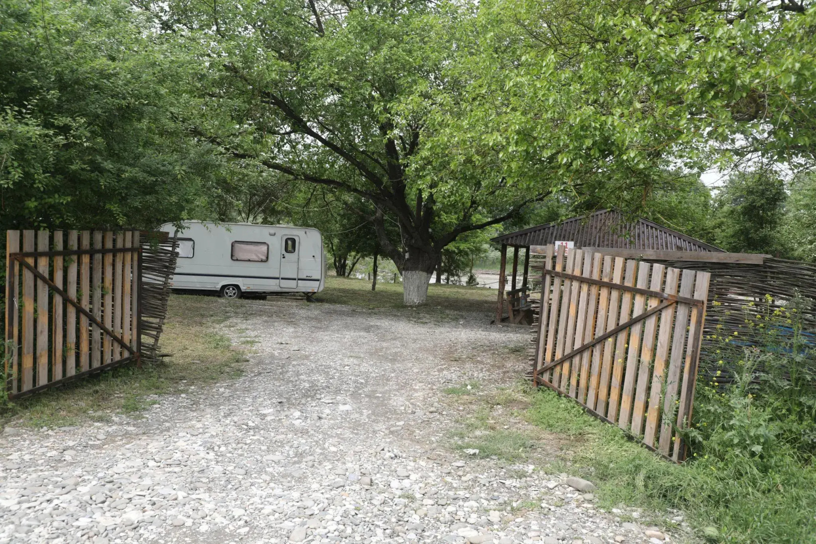 Беной Тревел Озеро