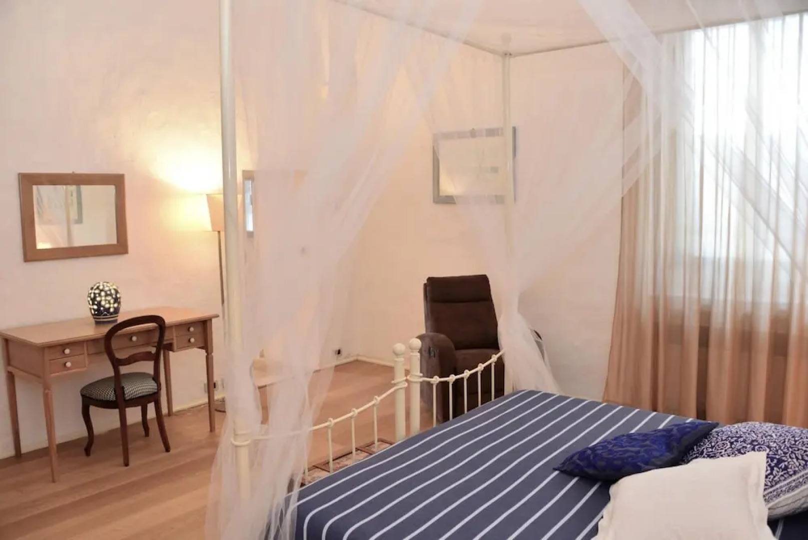 Pat016 in Pat With 8 Bedrooms and 8 Bathrooms