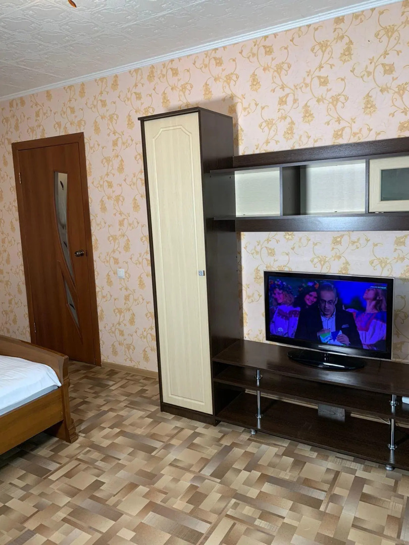 Хоум Отель на ул. Институтская, д. 7