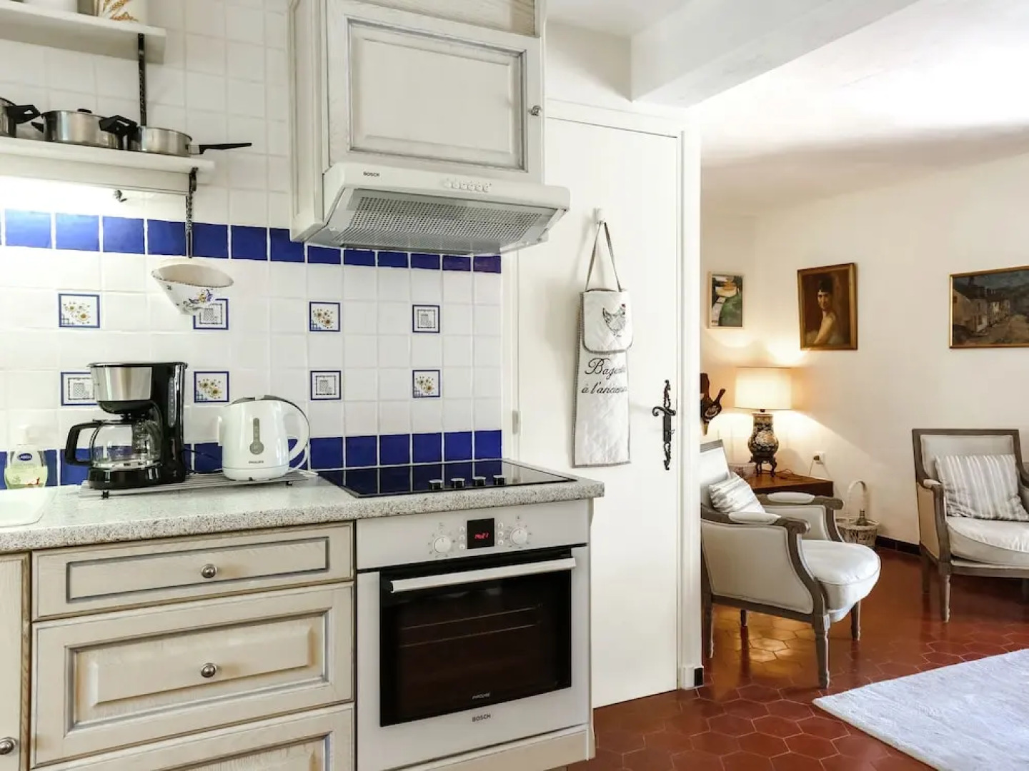 Classy Holiday Home With Swimming Pool, Bbq, Terrace, Garden