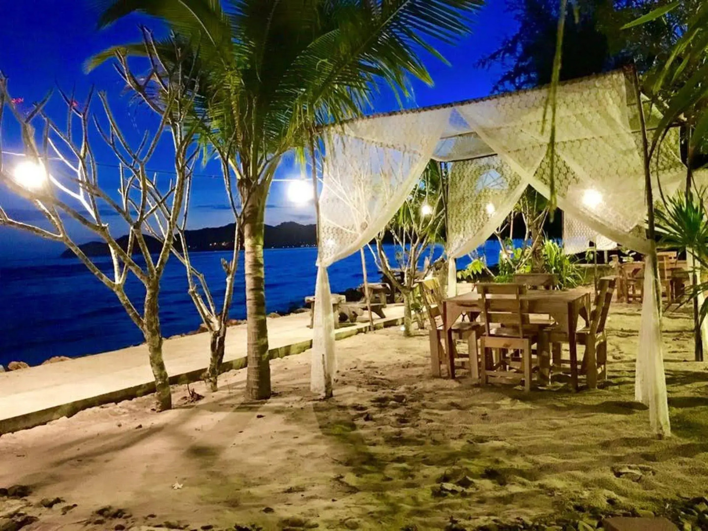 Windy Sea View Resort