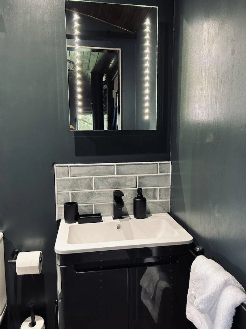 Stunning 1-bed Luxury Lodge on Teign River