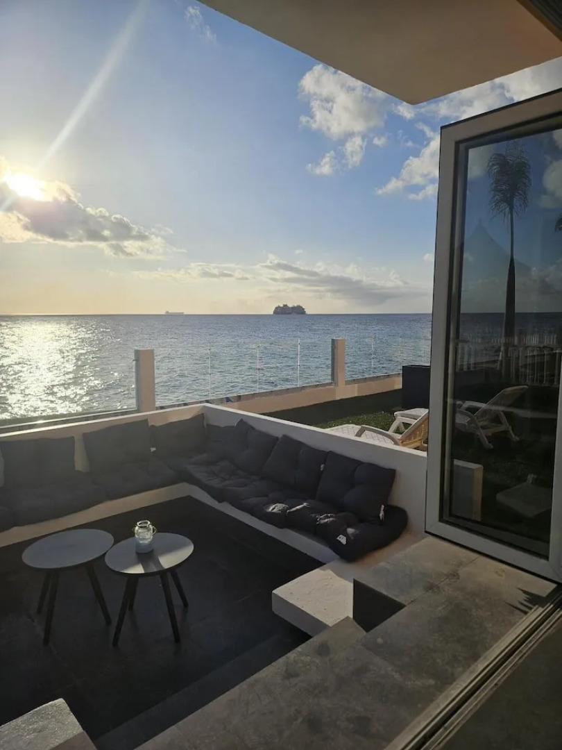 Seaview Resort  Boca Sami