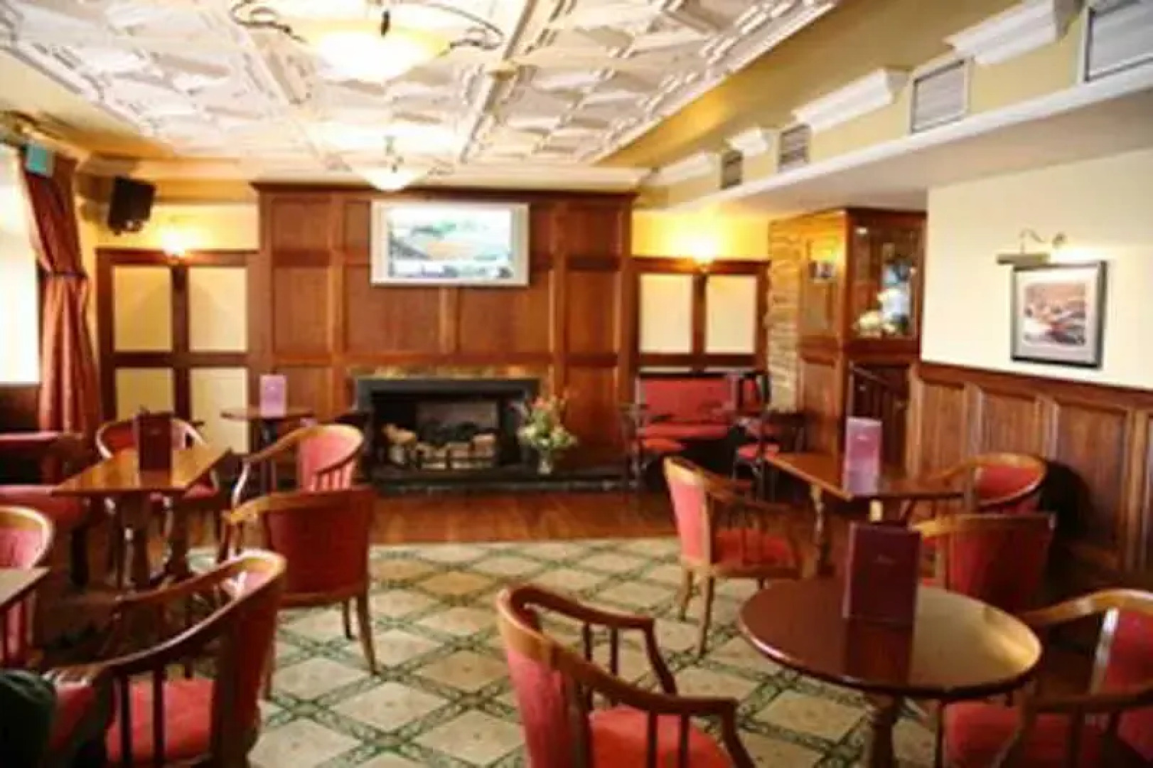 Walter Raleigh Hotel