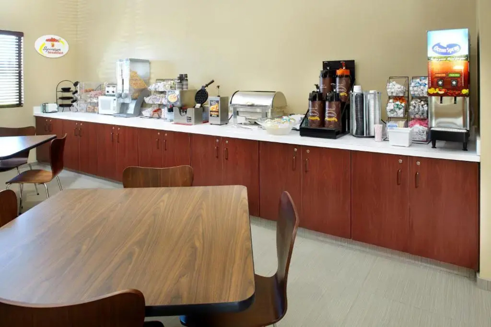 Super 8 St. Clairsville OH/Wheeling WV Area