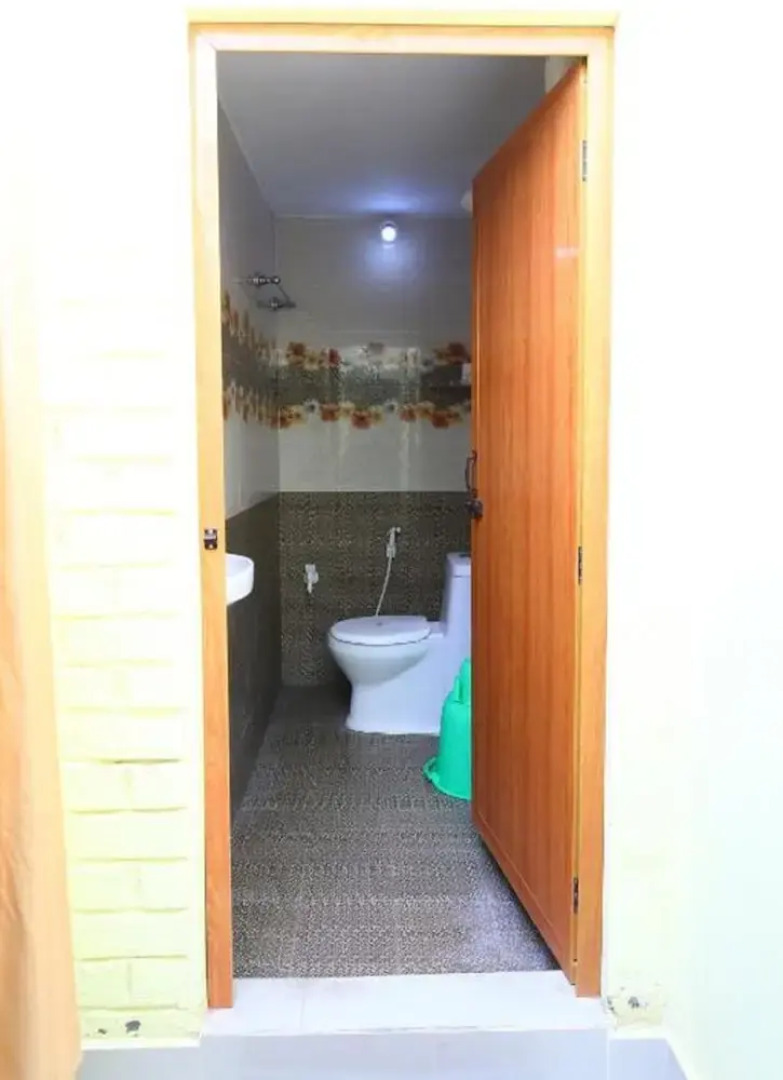 Royal House And Park