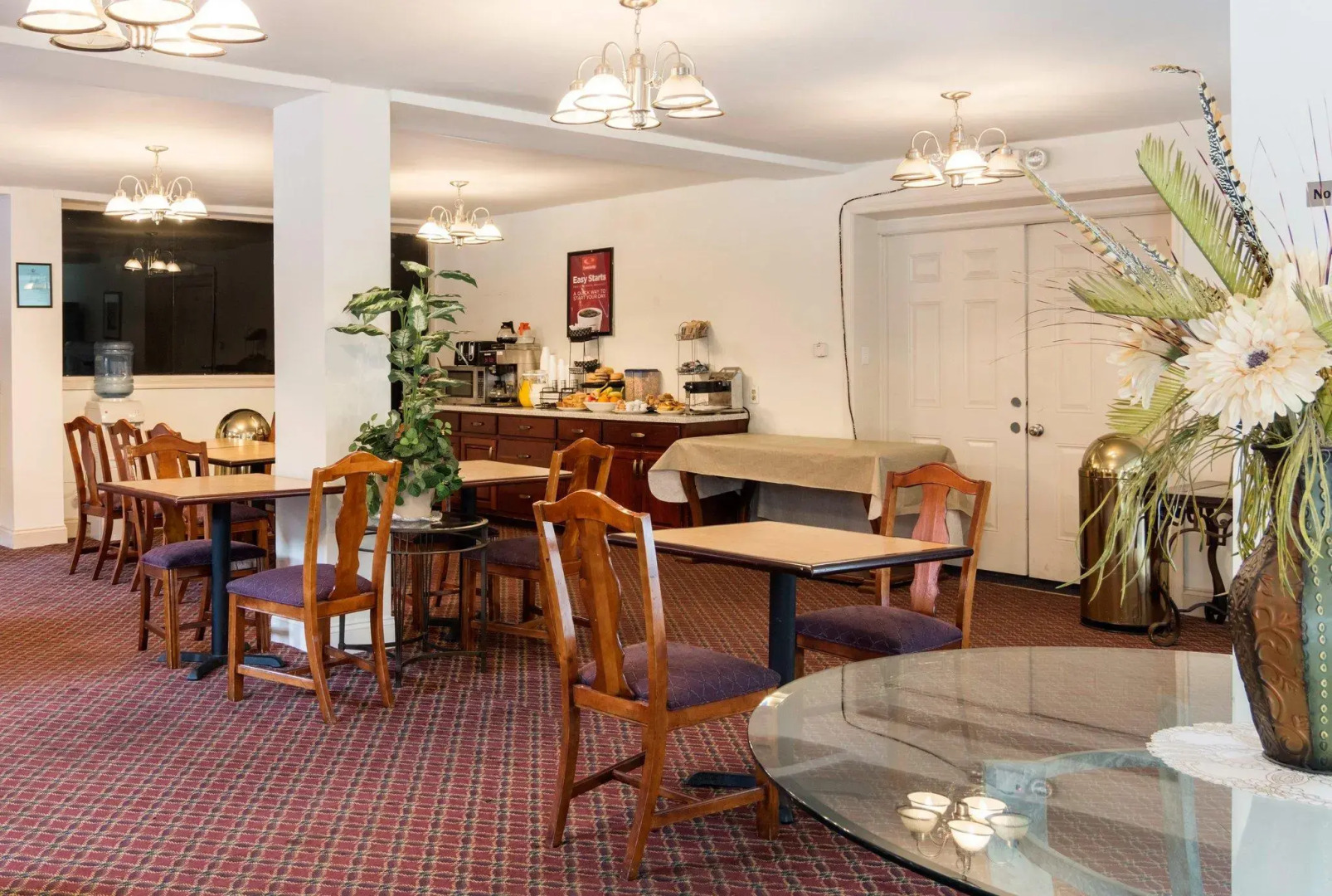 Econo Lodge Petersburg - Fort Lee
