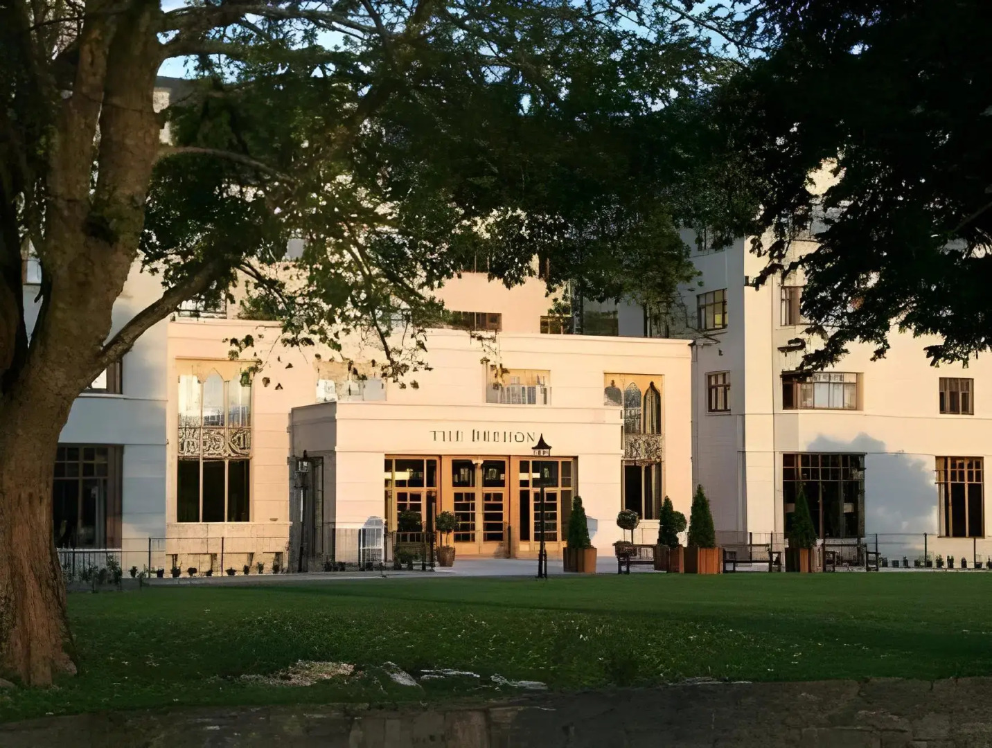 The Brehon Hotel & Spa