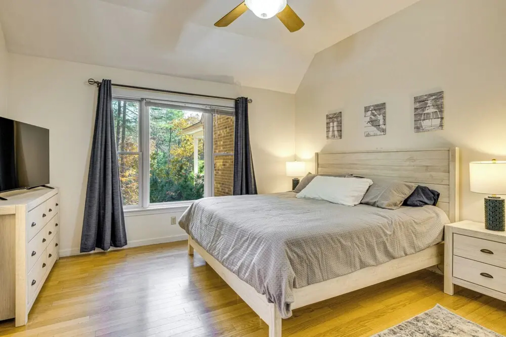 2 Mi to Winnipesaukee Shores: Gunstock Retreat