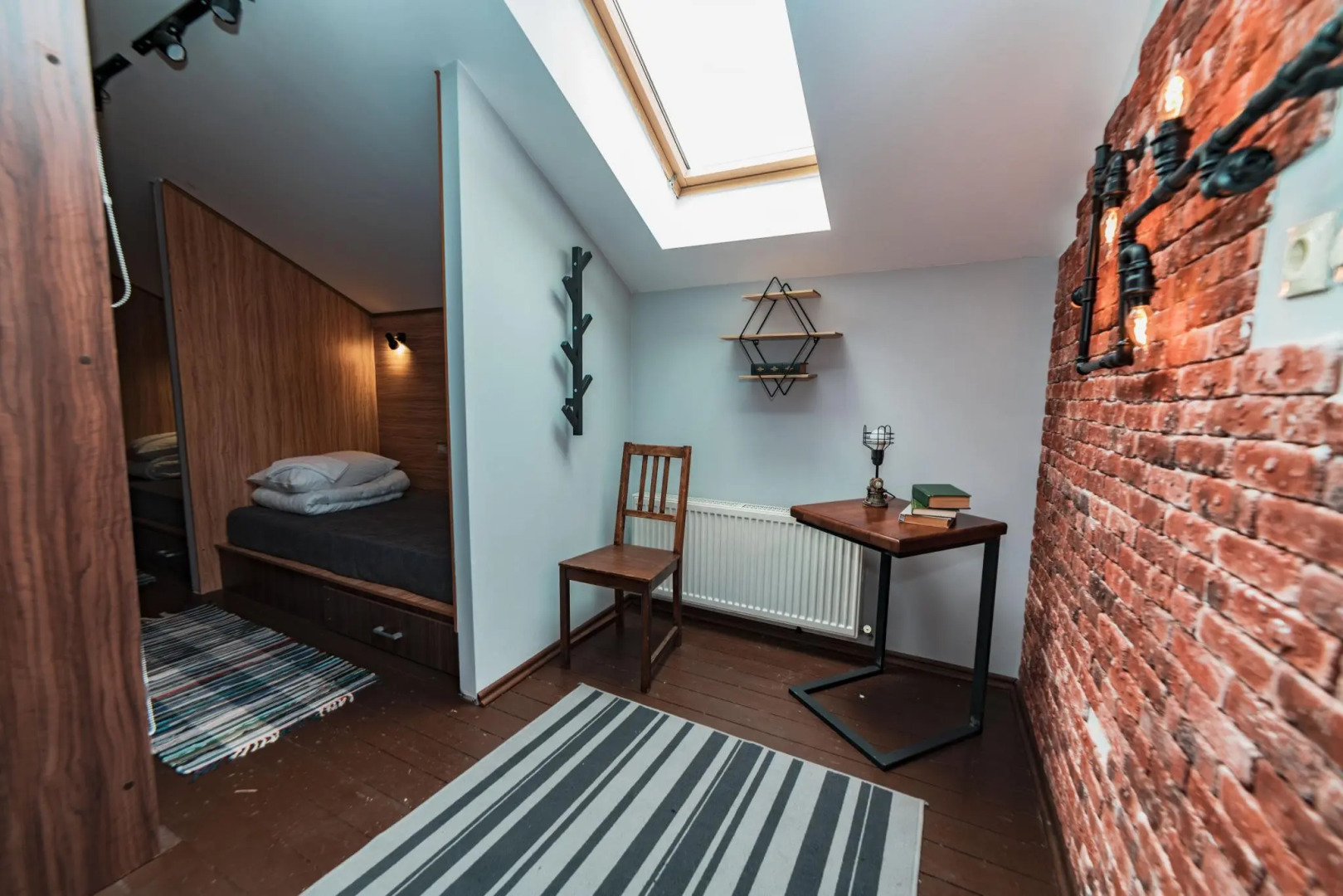 Usengi Hotel and Hostel (Юсенги Отель и Хостел)