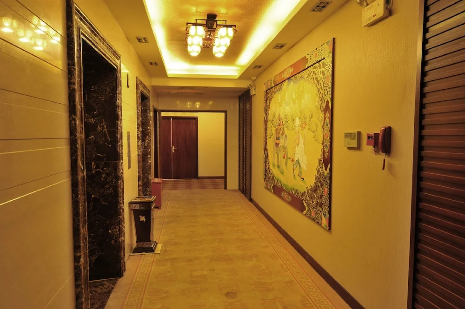 Shangri-La Original Density Hotel