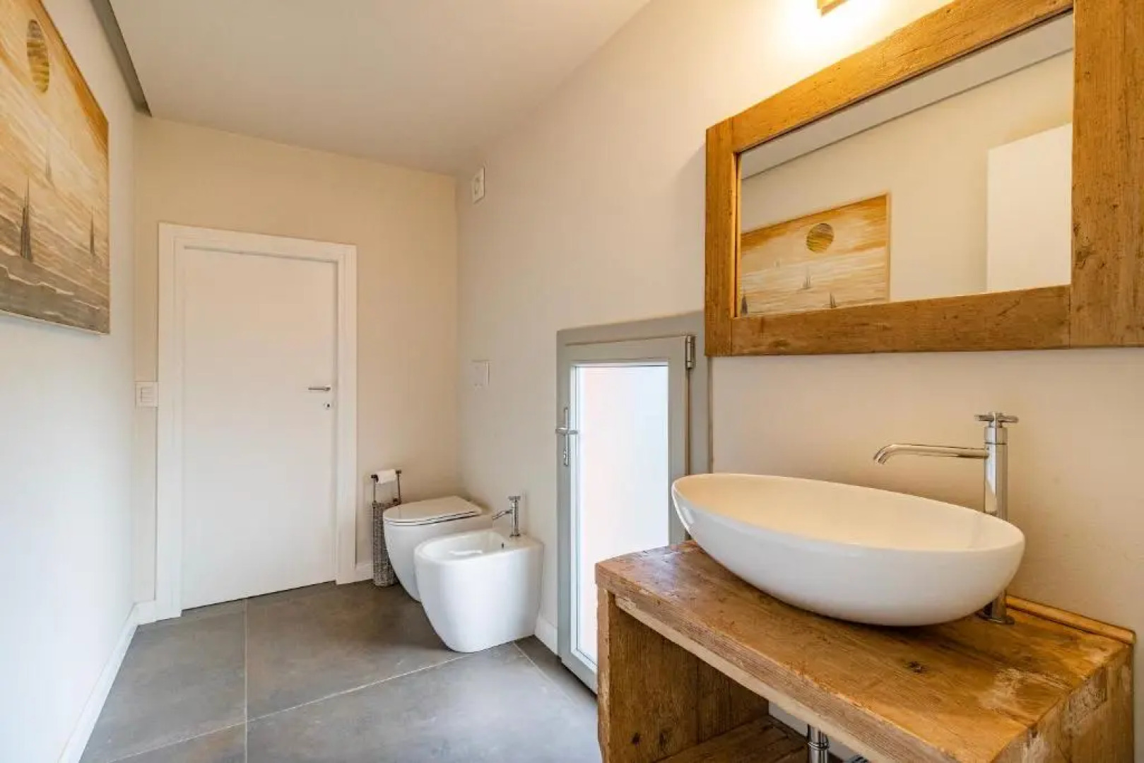 Casolare Clara with a beautiful Bio-Lake