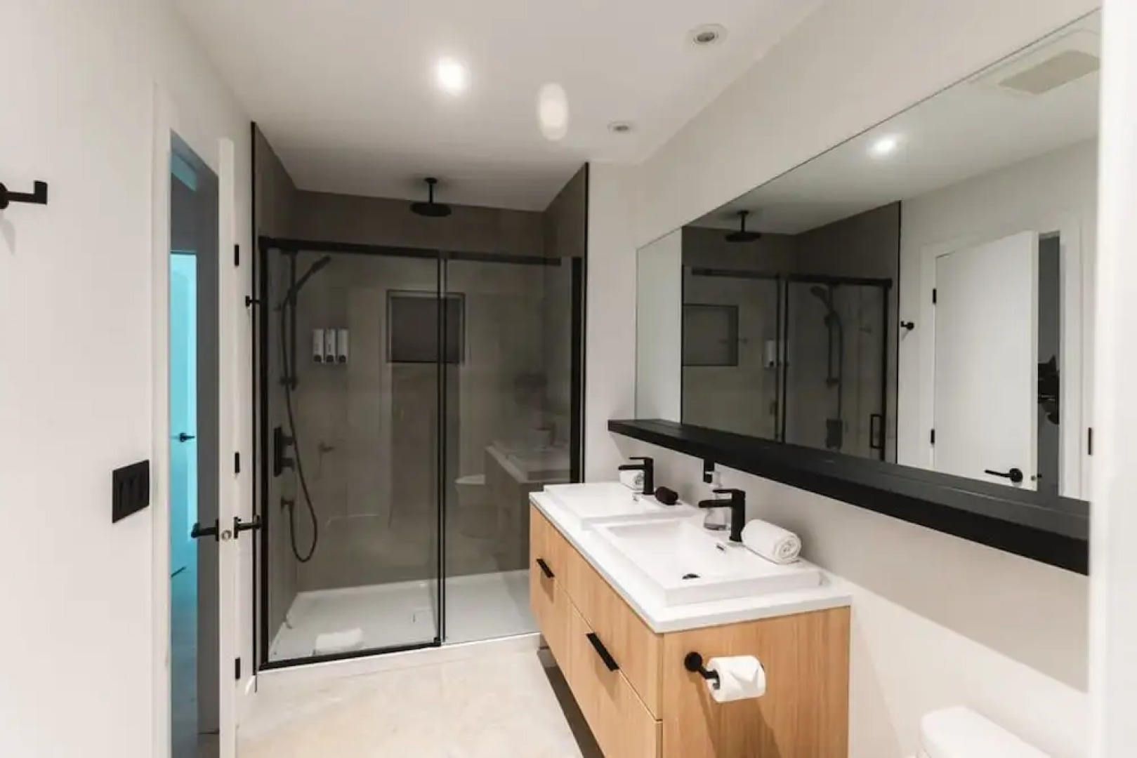 Naro Cabin in Laurentides