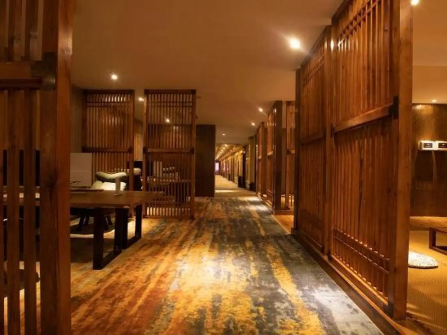 Xiangyu Hotel (Shangqiu Municipal Government High-speed Railway Station)