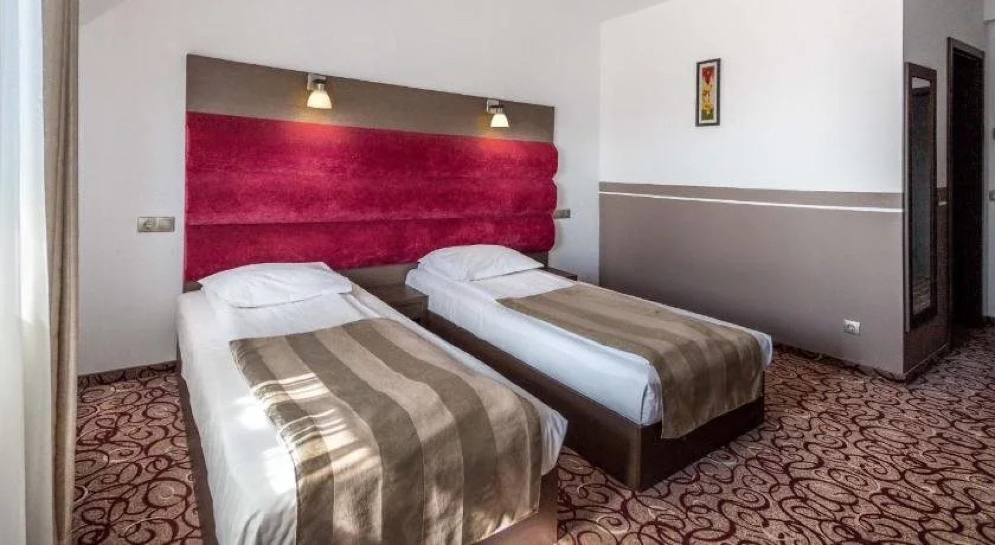 Hotel Bliss