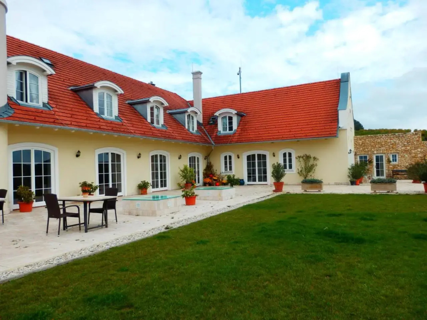 Liszkay Vineyard Estate