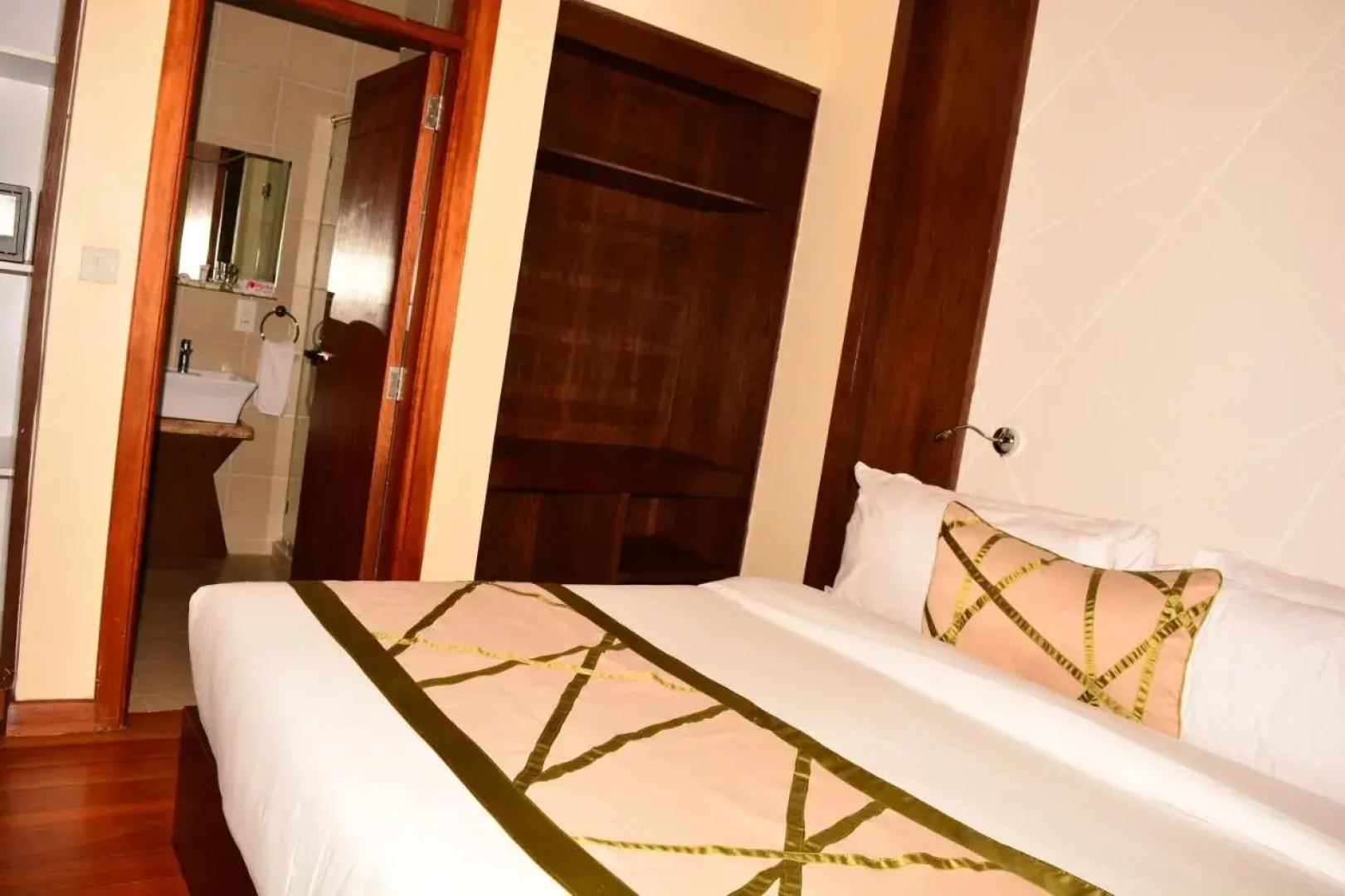 Sigona Golf Suites