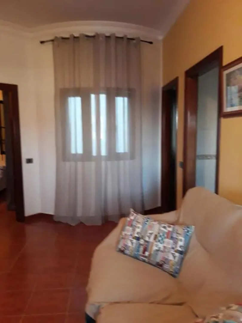 Apartamento con terraza privada y barbacoa