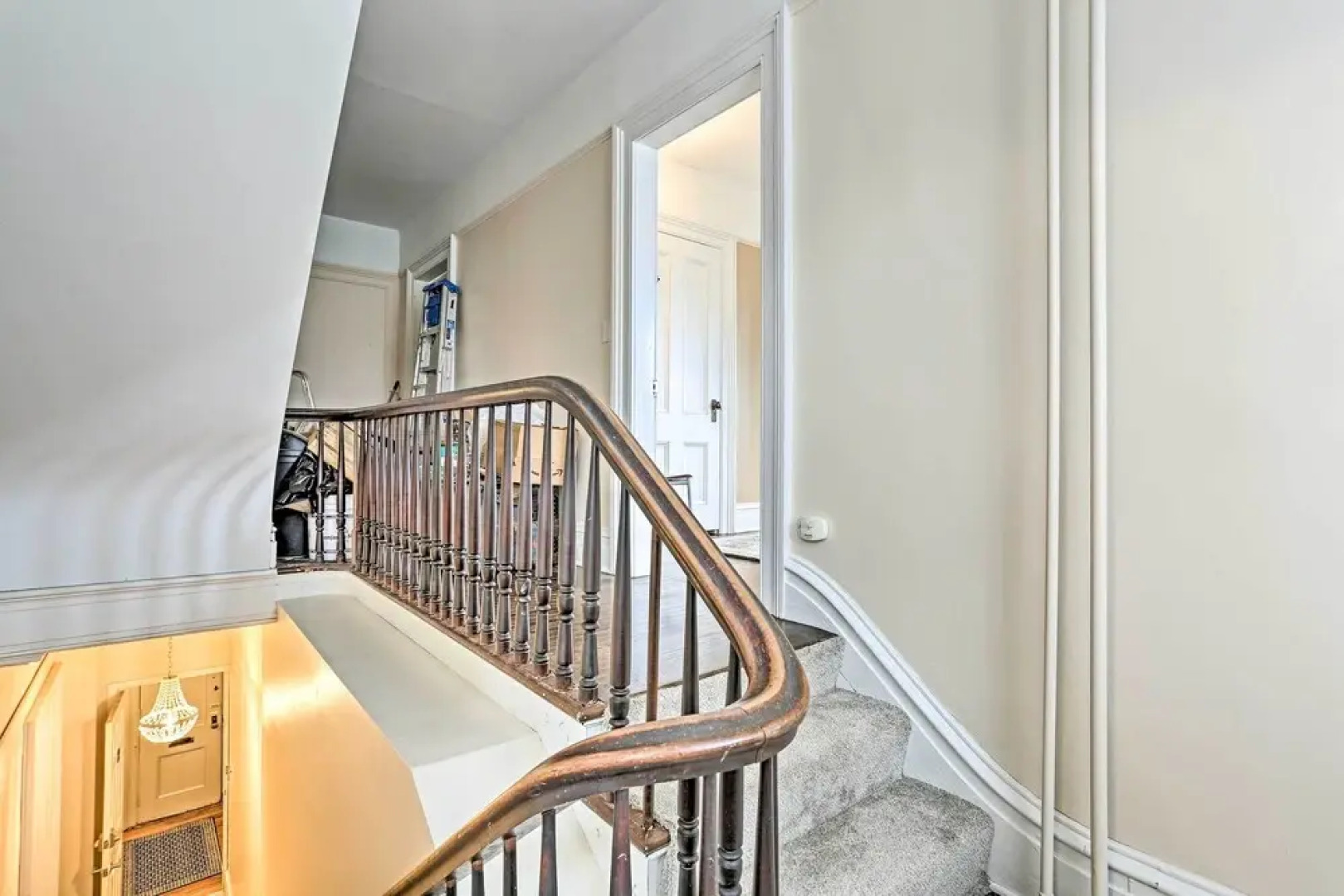 Historic Poughkeepsie Apt - Walkable Location