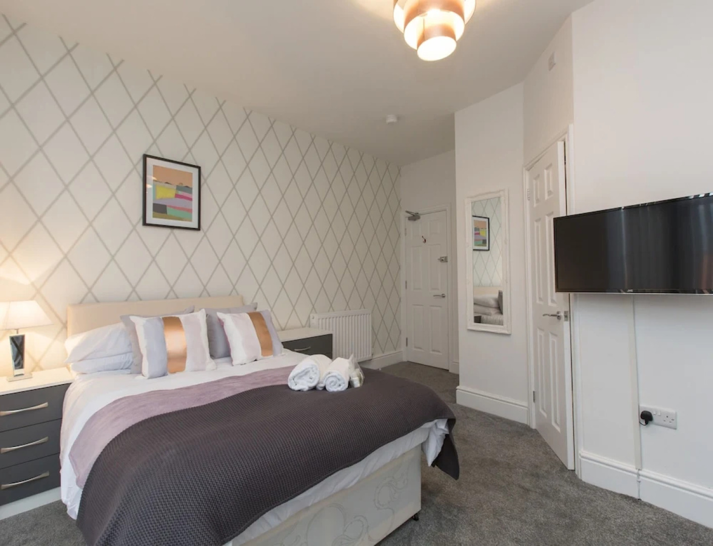 Townhouse Plus @ 40 West St