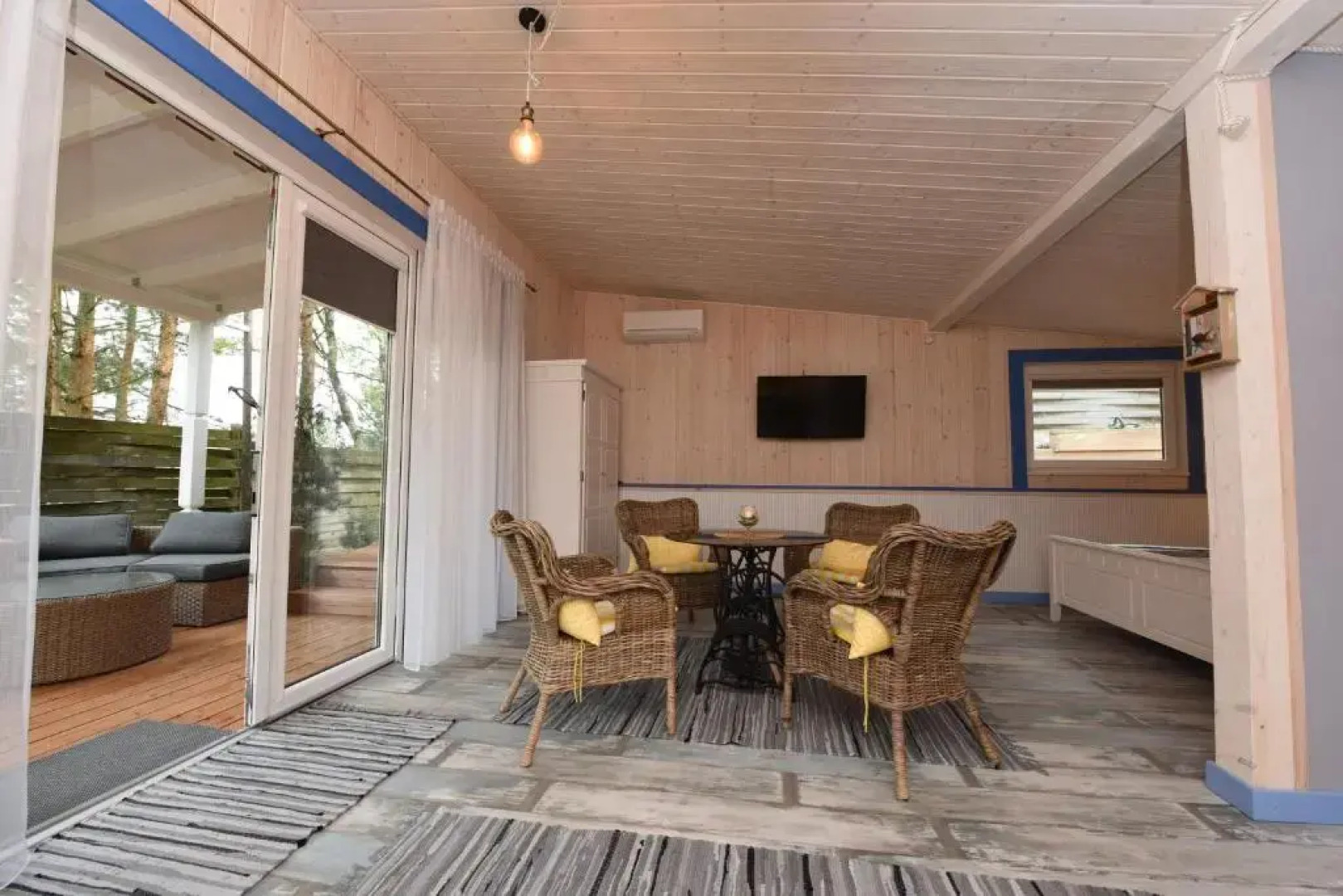 Namelis poilsiui prie jūros