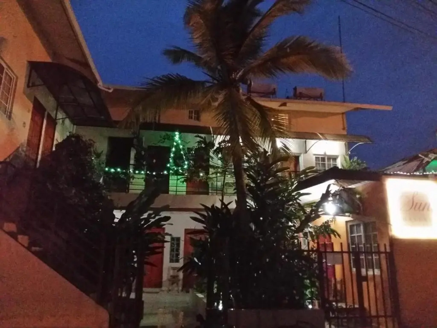 Sun Havens Apartments & Suites