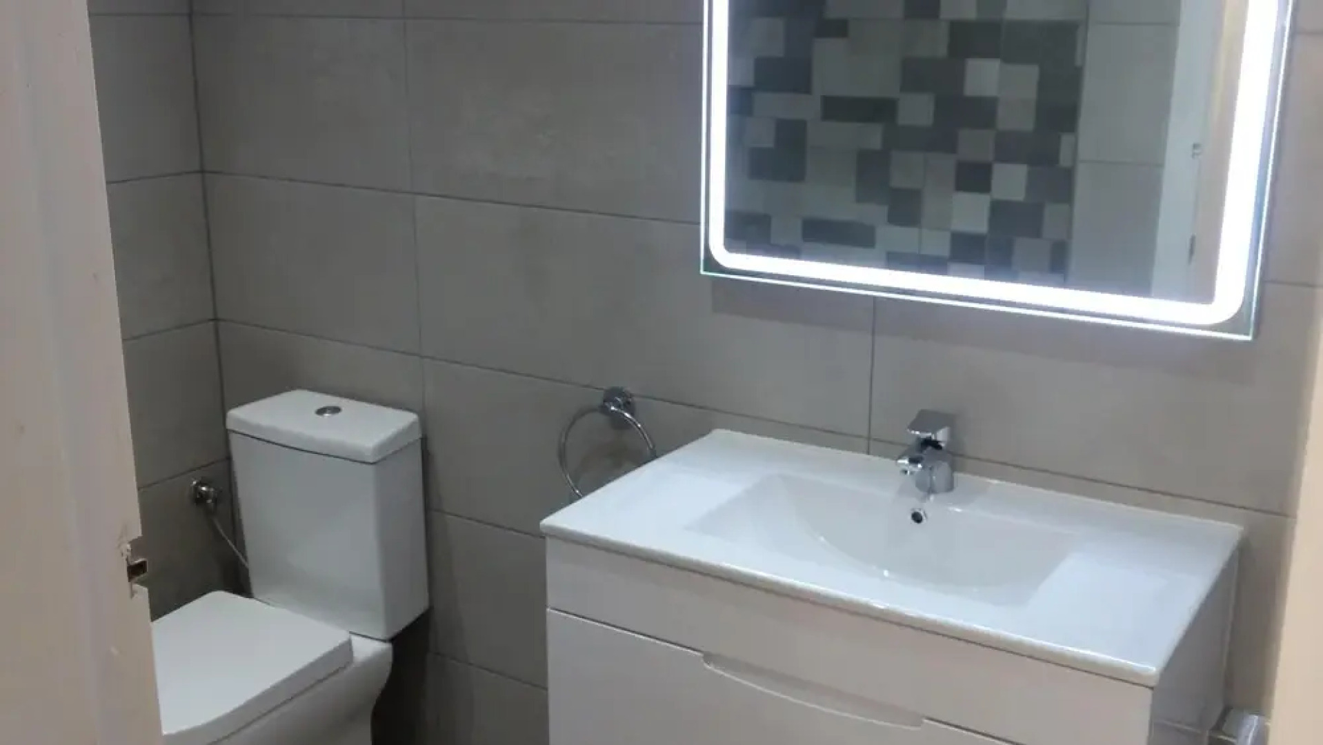 Modern Refurbished Bungalow, Communial Poolwifi