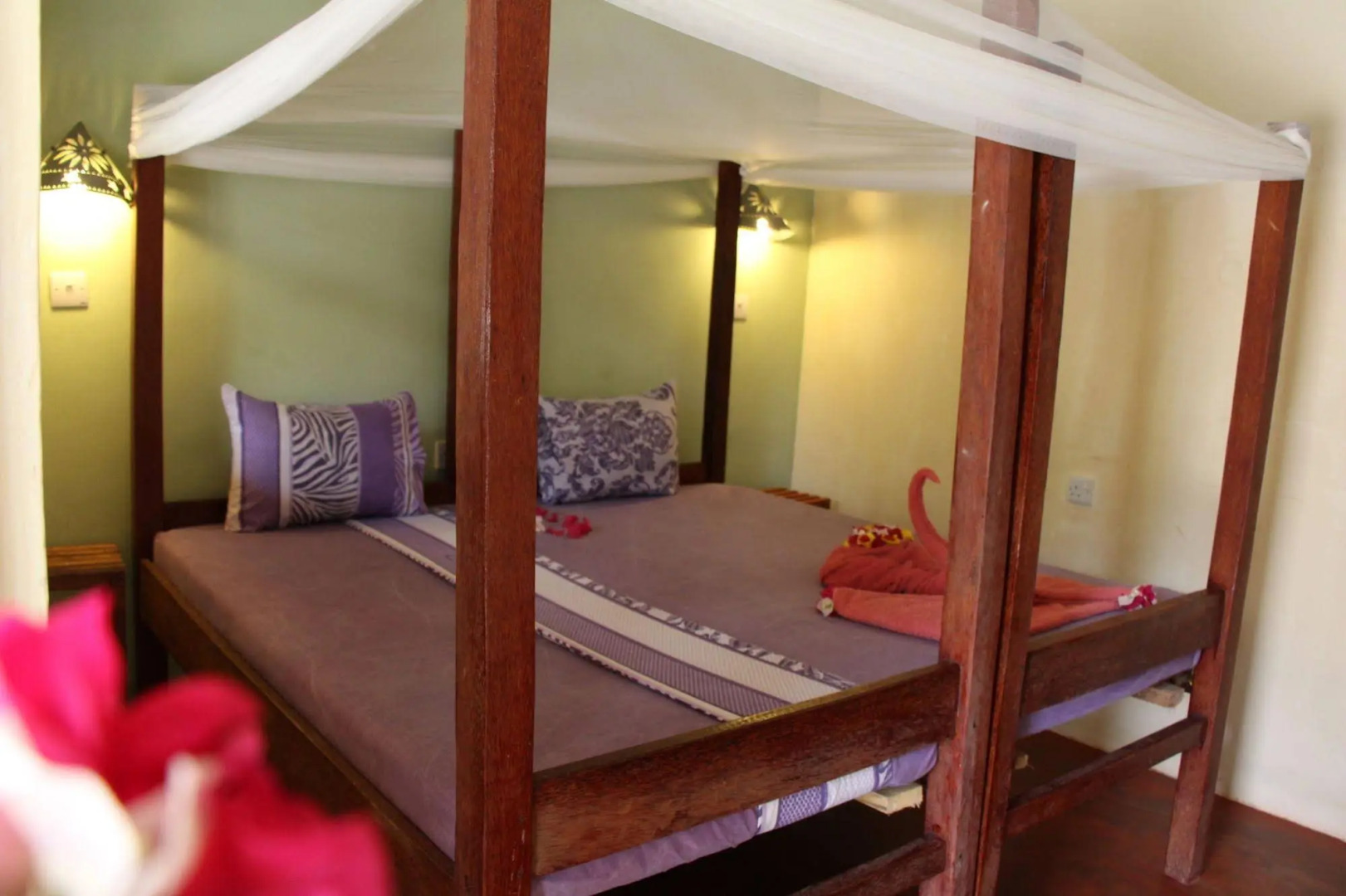 Zanzest Beach Bungalows