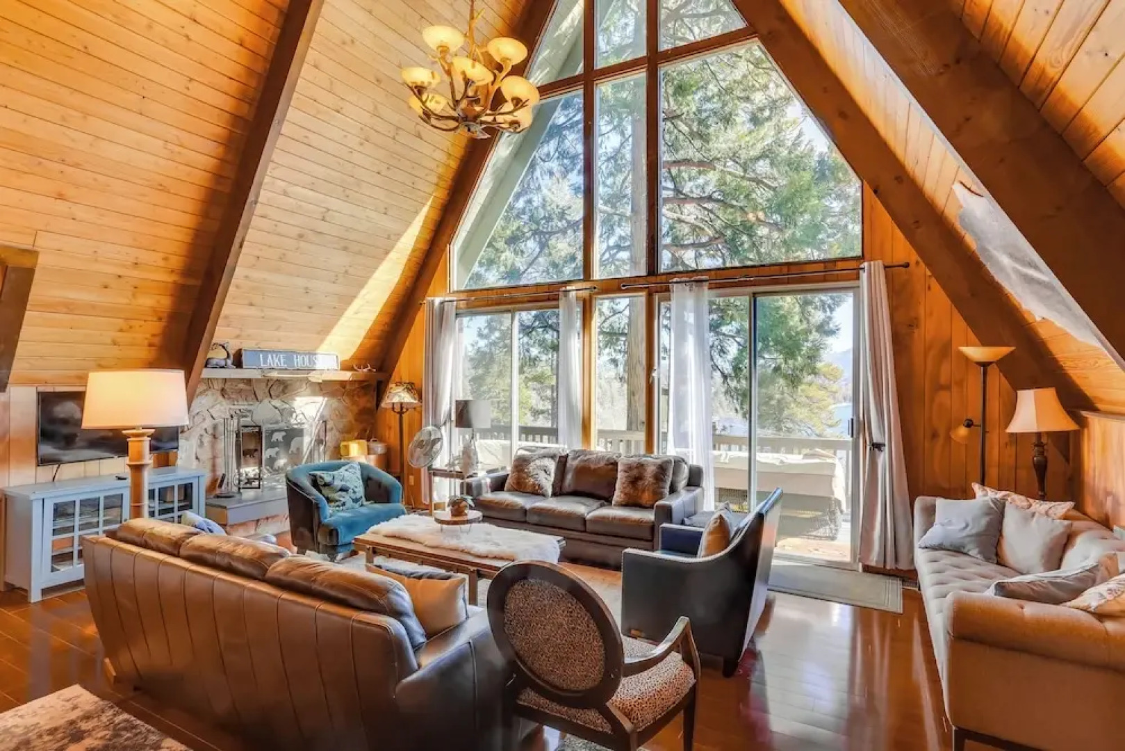 A-frame Home w/ 3 Decks & Lake Arrowhead Views!