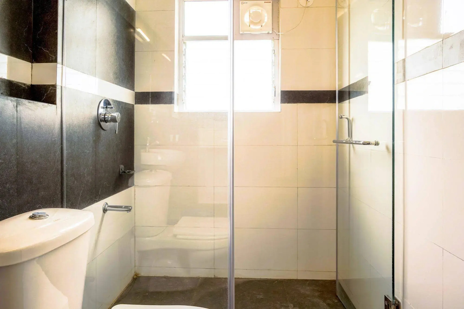 Treebo Trend Hotel Shiva's