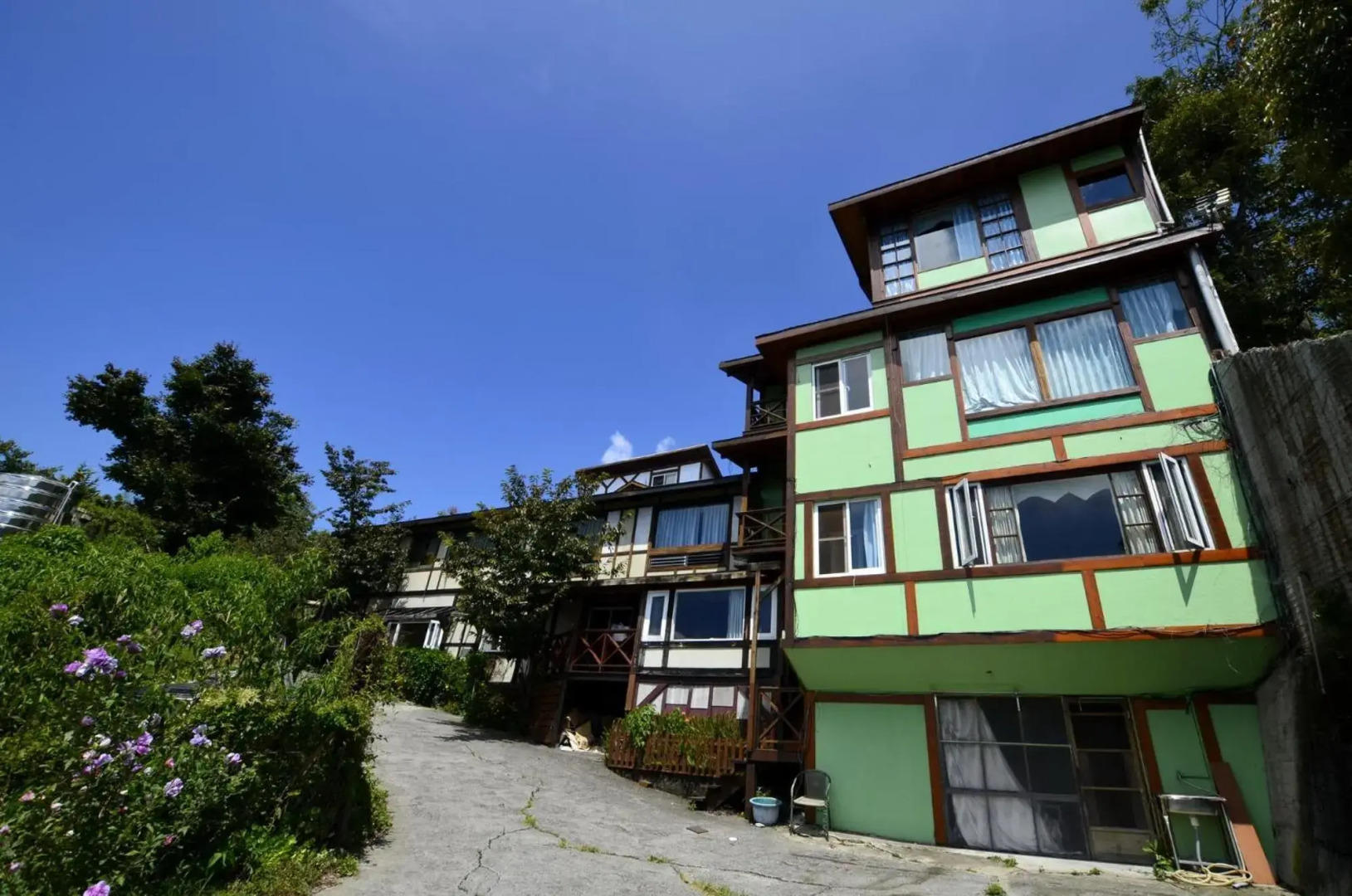 Shiyai Taoyuan B & B