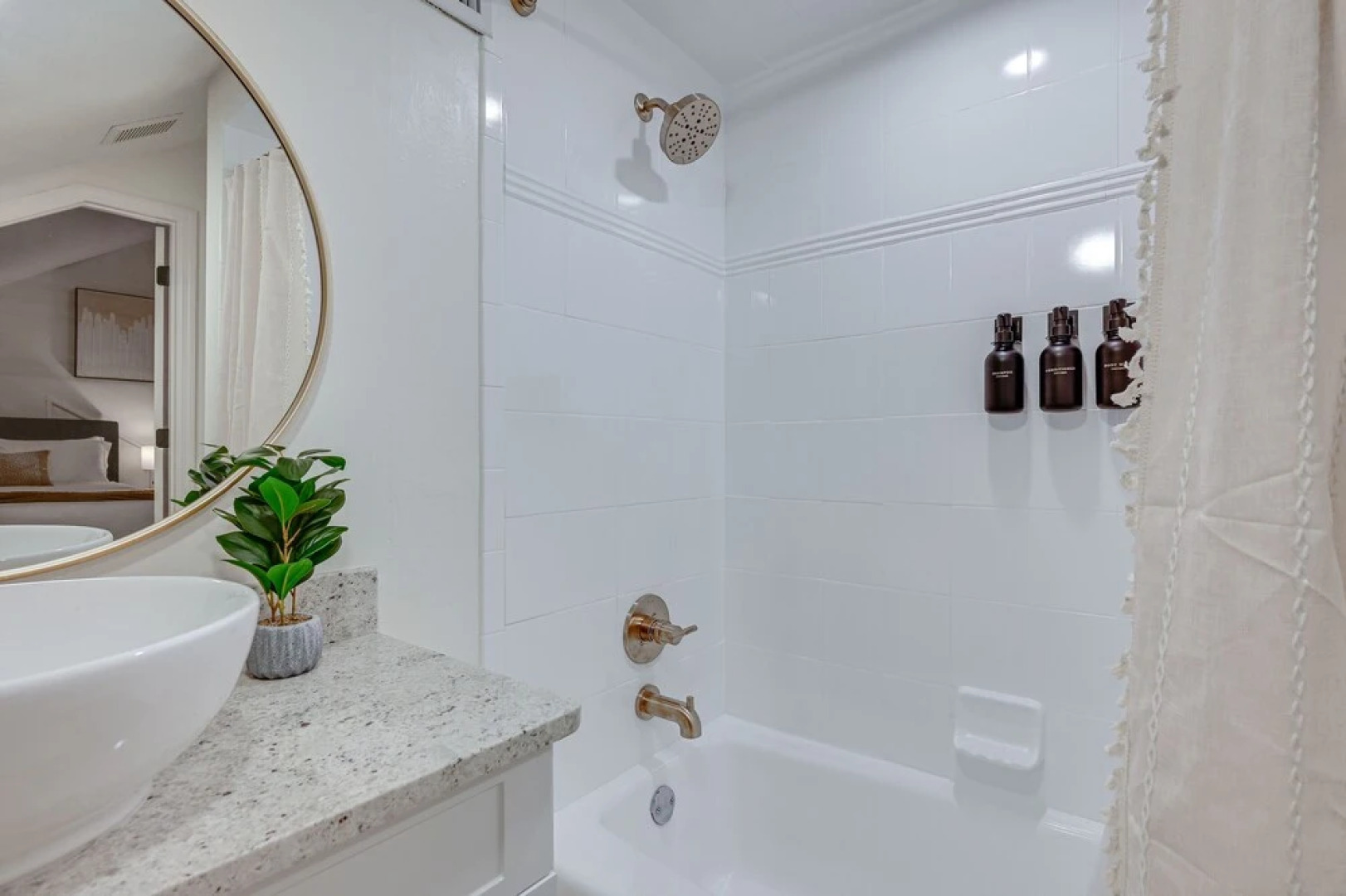 Exciting Valrico Villa w/ Private Pool & Game Room