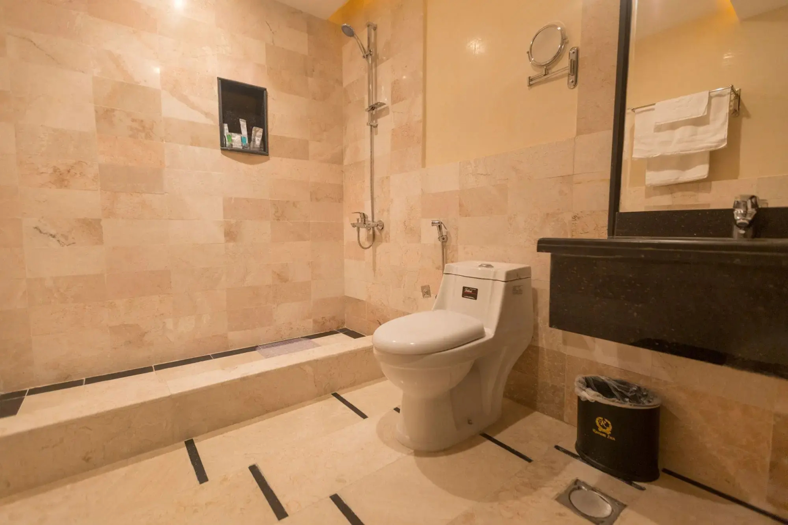 Raoum Inn Hotel Apartments- Sakaka