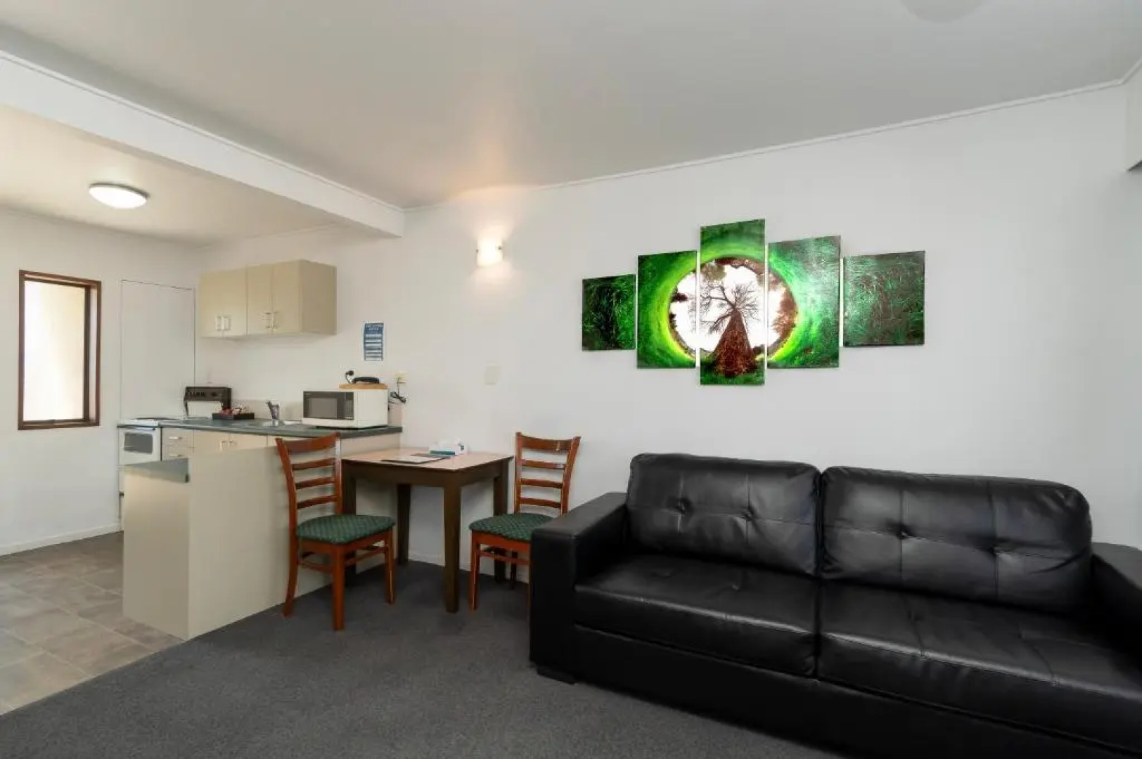 Centennial Court Hotel